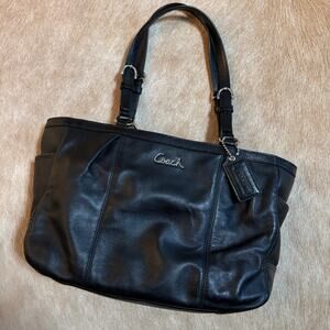 Coach soft leather tote work bag shoulder bag